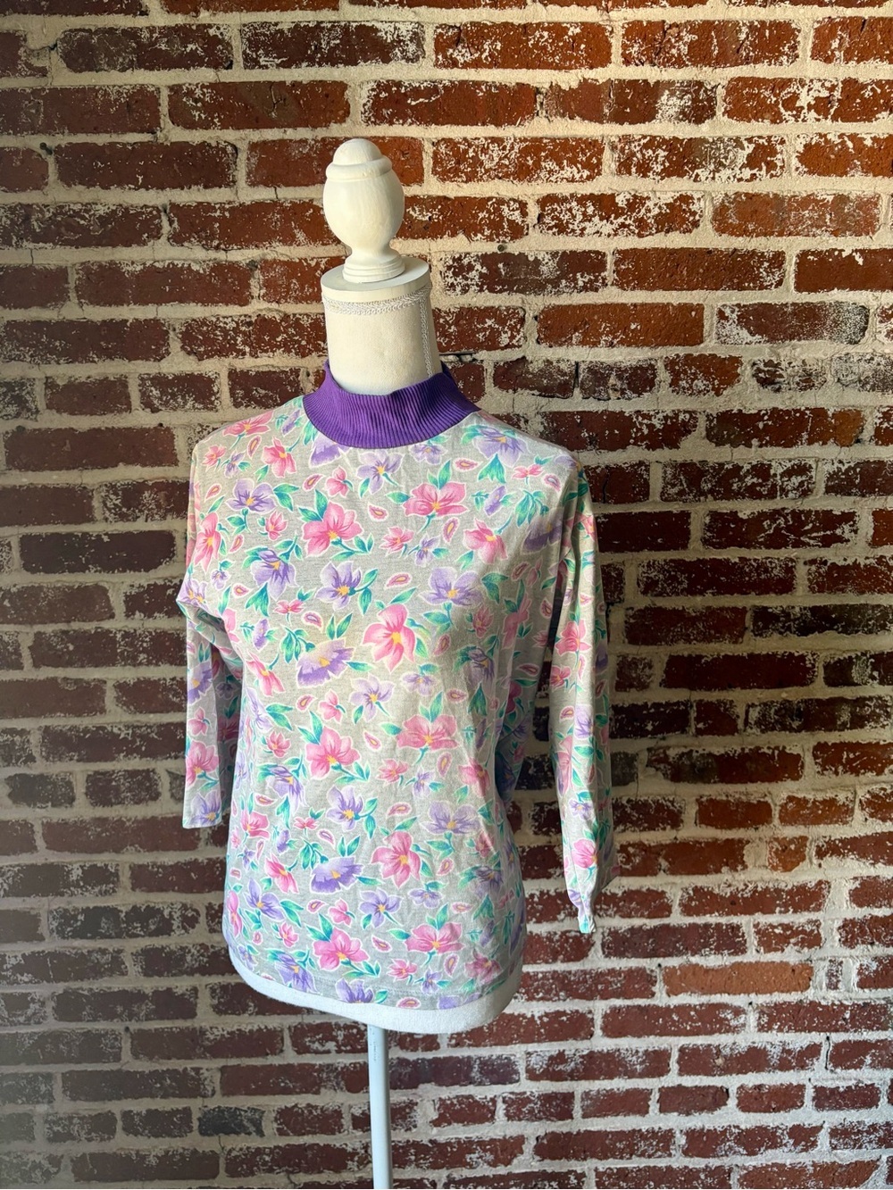 Vintage Heart Street Floral Mock Neck